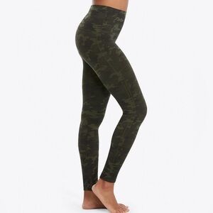 Spanx Leggings Camo Green Print Look At Me Now High Rise Stretch‎ Size Medium